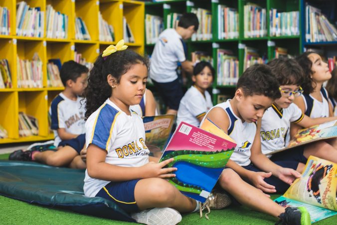 Benefícios e dicas para desenvolver a leitura na infância